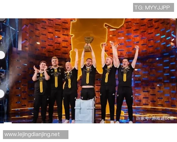 电竞新闻聚焦CSGO战队WE团队配合策略与战术分析探讨